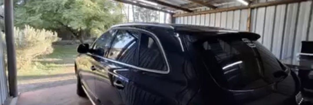 Trabajo de polarizado vehicular